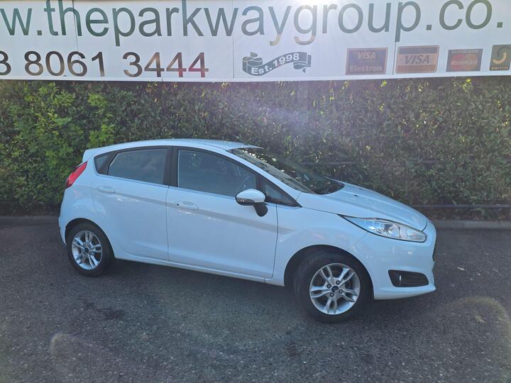 Ford Fiesta 1.0 Zetec Euro 6 (s/s) 5dr