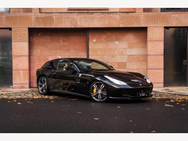 Ferrari GTC4 LUSSO 6.3 V12 F1 DCT 4WD Euro 6 (s/s) 2dr Ferrari GTC4 LUSSO 6.3 V12 F1 DCT 4WD Euro 6 (s/s) 2dr