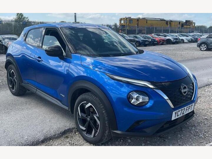 Nissan JUKE 1.6 N-Connecta Auto Euro 6 5dr