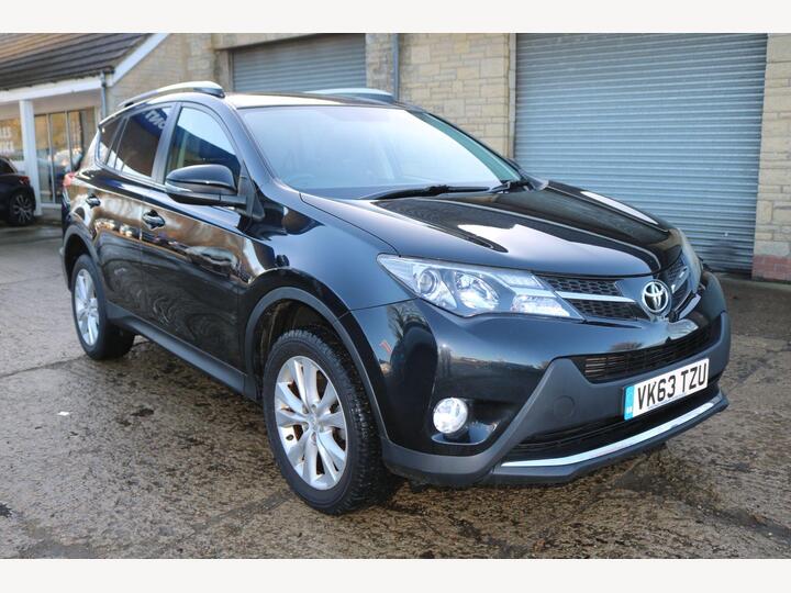 Toyota RAV4 2.2 D-4D Invincible 4WD Euro 5 5dr