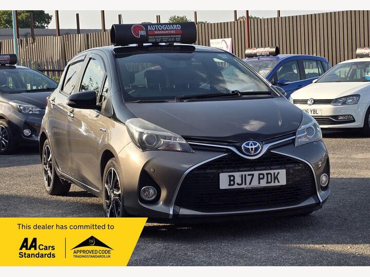 Toyota Yaris 1.5 VVT-h Design E-CVT Euro 6 5dr