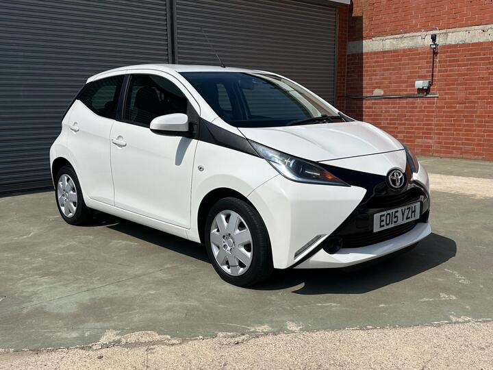 Toyota AYGO 1.0 VVT-i X-play Euro 5 5dr Euro 5