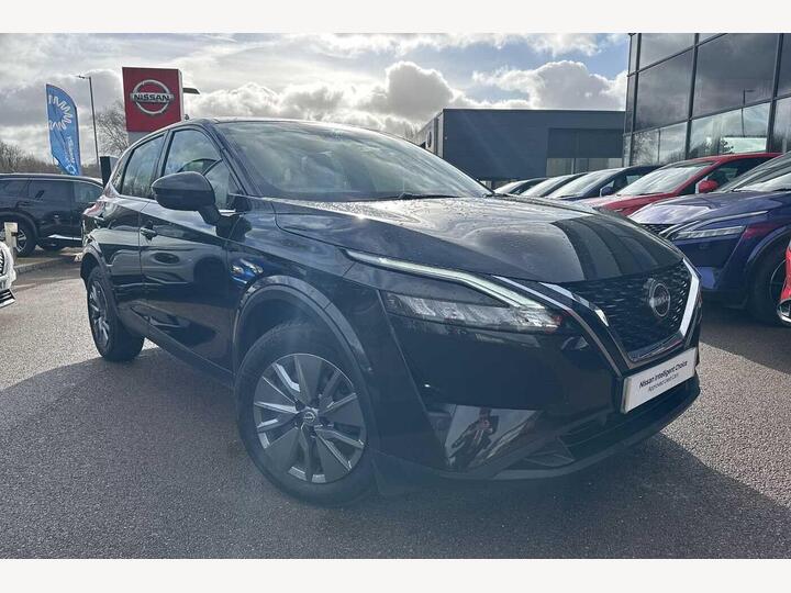 Nissan Qashqai 1.3 DIG-T MHEV Visia Euro 6 (s/s) 5dr Nissan Qashqai 1.3 DIG-T MHEV Visia Euro 6 (s/s) 5dr