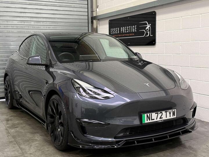 Tesla MODEL Y (Dual Motor) Performance Auto 4WDE 5dr
