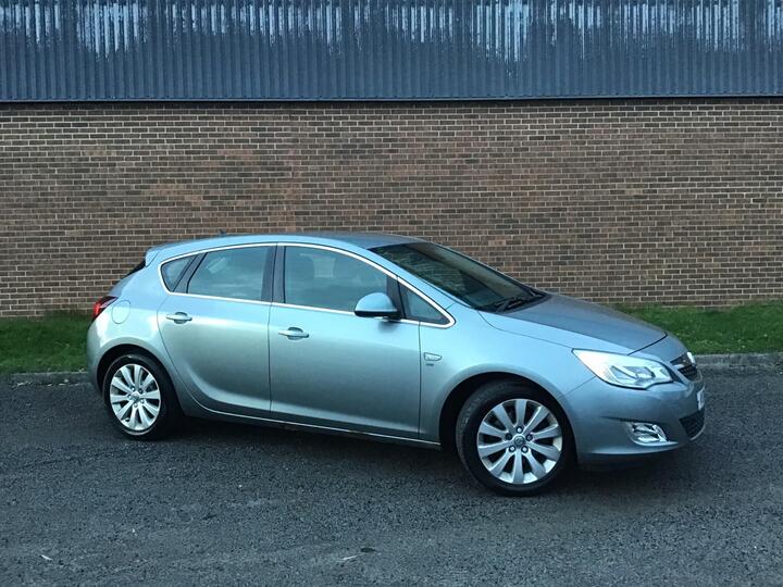 Vauxhall Astra 1.7 CDTi EcoFLEX SE Euro 5 5dr
