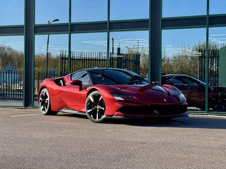 Ferrari SF90 STRADALE 4.0T V8 7.9kWh F1 DCT 4WD Euro 6 (s/s) 2dr