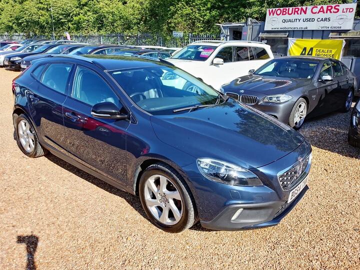 Volvo V40 Cross Country 1.6 D2 Lux Powershift Euro 5 (s/s) 5dr Volvo V40 Cross Country 1.6 D2 Lux Powershift Euro 5 (s/s) 5dr