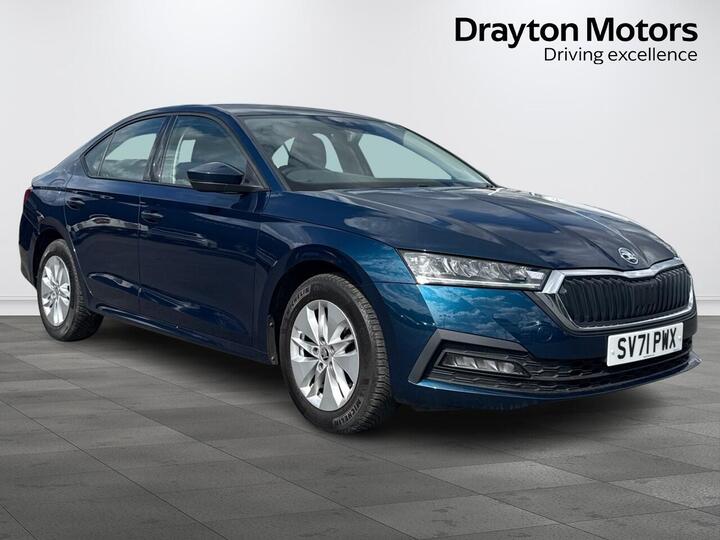 Skoda Octavia Hatch 1.0 TSI SE Euro 6 (s/s) 5dr Skoda Octavia Hatch 1.0 TSI SE Euro 6 (s/s) 5dr