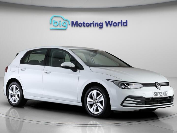 Volkswagen Golf 1.5 TSI Life Euro 6 (s/s) 5dr Volkswagen Golf 1.5 TSI Life Euro 6 (s/s) 5dr