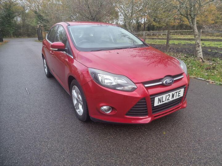 Ford Focus 1.6 Zetec Powershift Euro 5 5dr