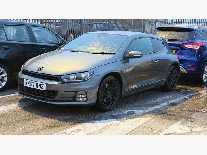 Volkswagen Scirocco 2.0 TSI GT DSG Euro 6 (s/s) 3dr Volkswagen Scirocco 2.0 TSI GT DSG Euro 6 (s/s) 3dr