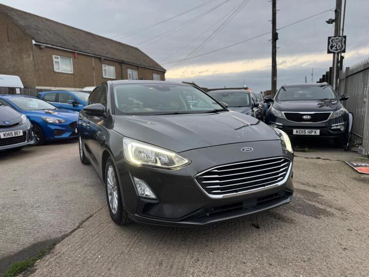 Ford Focus 1.0T EcoBoost Titanium Euro 6 (s/s) 5dr