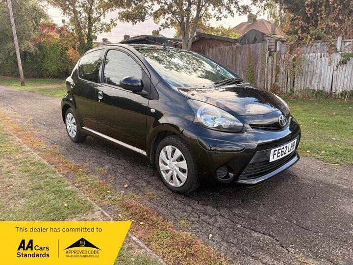 Toyota AYGO 1.0 VVT-i Ice Euro 5 5dr