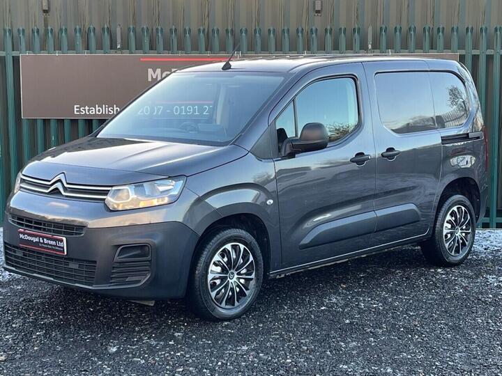 Citroen BERLINGO 1.5 BlueHDi 1000 Enterprise Edition M Panel Van 5dr Diesel Manual SWB Euro 6 (s/s) (100 Ps) GET A FINANCE QUOTE ON OUR WEBSITE!