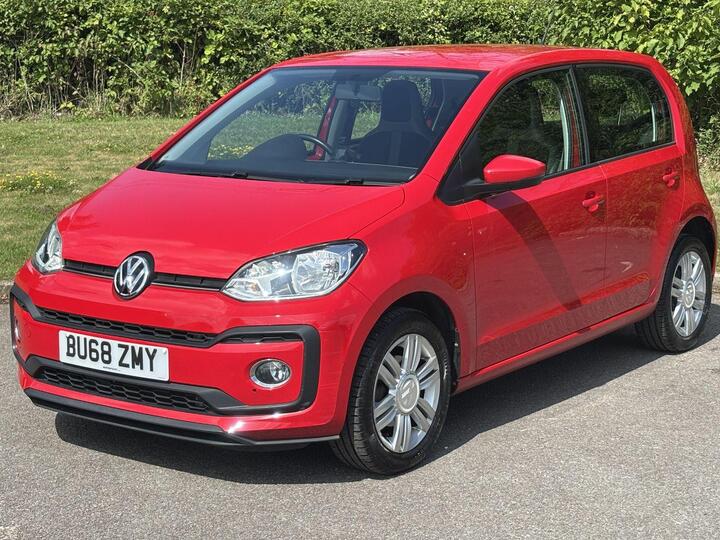 Volkswagen UP! 1.0 High Up! Euro 6 (s/s) 5dr Volkswagen UP! 1.0 High Up! Euro 6 (s/s) 5dr