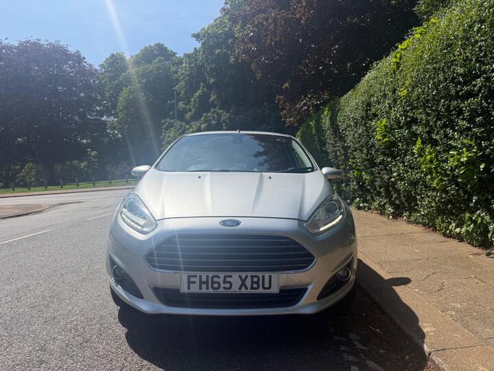 Ford Fiesta 1.0T EcoBoost Titanium Euro 6 (s/s) 5dr