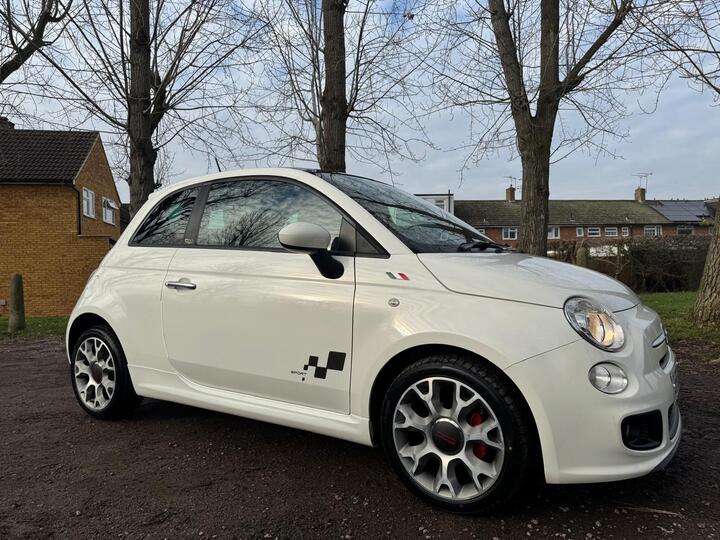 Fiat 500 1.2 S Euro 5 (s/s) 3dr