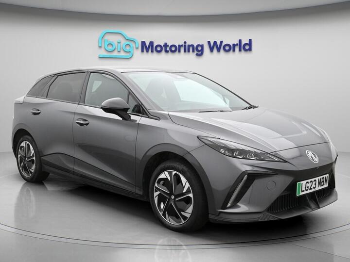 MG MG4 64kWh Trophy Long Range Auto 5dr