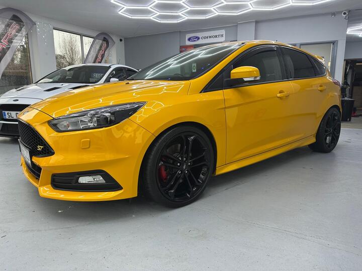 Ford Focus 2.0T EcoBoost ST-3 Euro 6 (s/s) 5dr