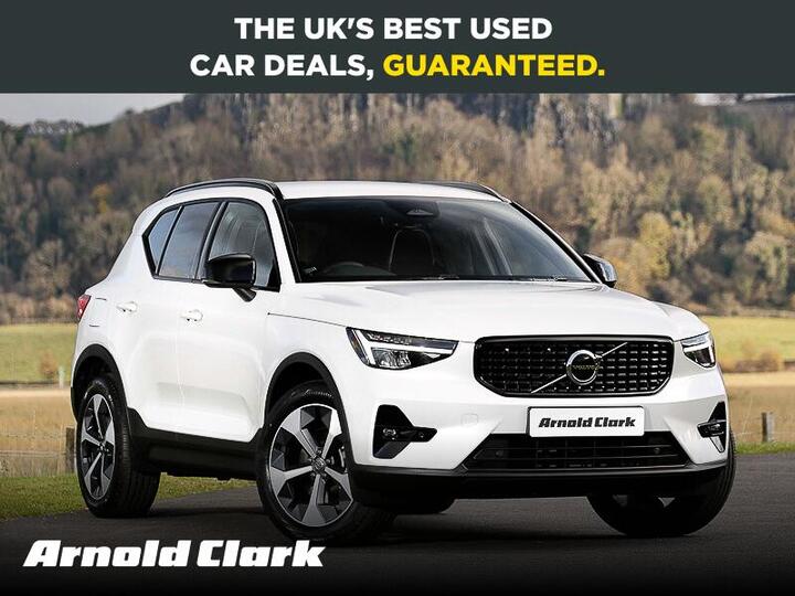 Volvo XC40 2.0 B3 MHEV Plus Dark DCT Auto Euro 6 (s/s) 5dr