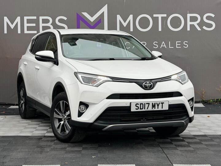 Toyota RAV4 2.0 D-4D Business Edition Euro 6 (s/s) 5dr (Safety Sense, Nav)