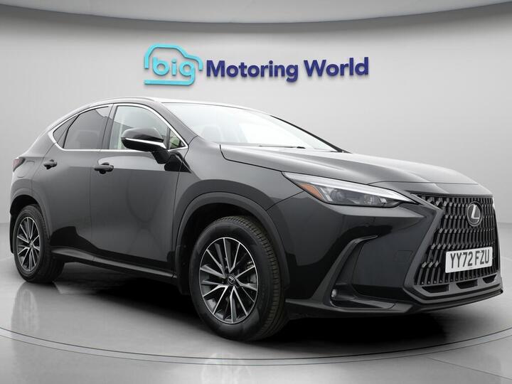 Lexus NX 2.5 450h+ 18.1kWh E-CVT 4WD Euro 6 (s/s) 5dr