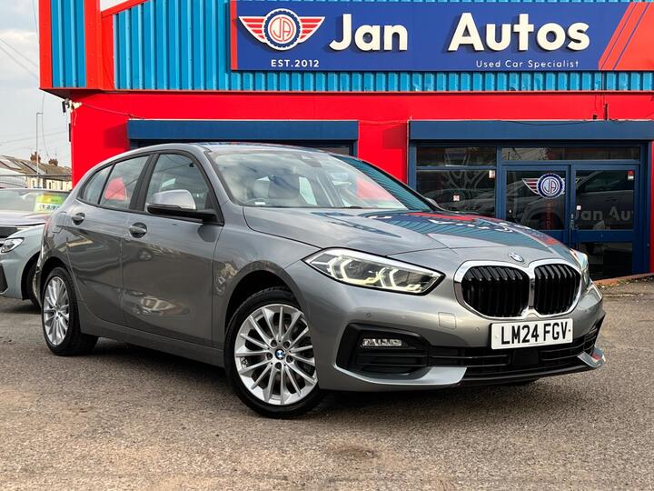 BMW 1 Series 1.5 118i SE (LCP) DCT Euro 6 (s/s) 5dr