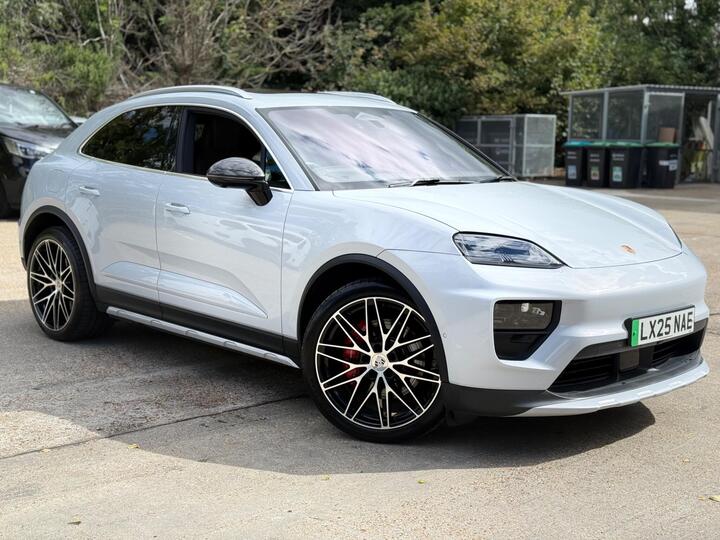 Porsche Macan 100kWh 4S Auto 4WD 5dr