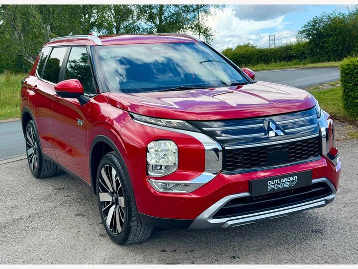 Mitsubishi Outlander 2.4 22.7kWh Nativa CVT 4WD Euro 6 (s/s) 5dr