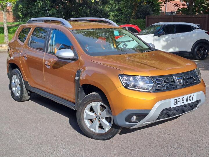Dacia Duster 1.6 SCe Comfort Euro 6 (s/s) 5dr Dacia Duster 1.6 SCe Comfort Euro 6 (s/s) 5dr