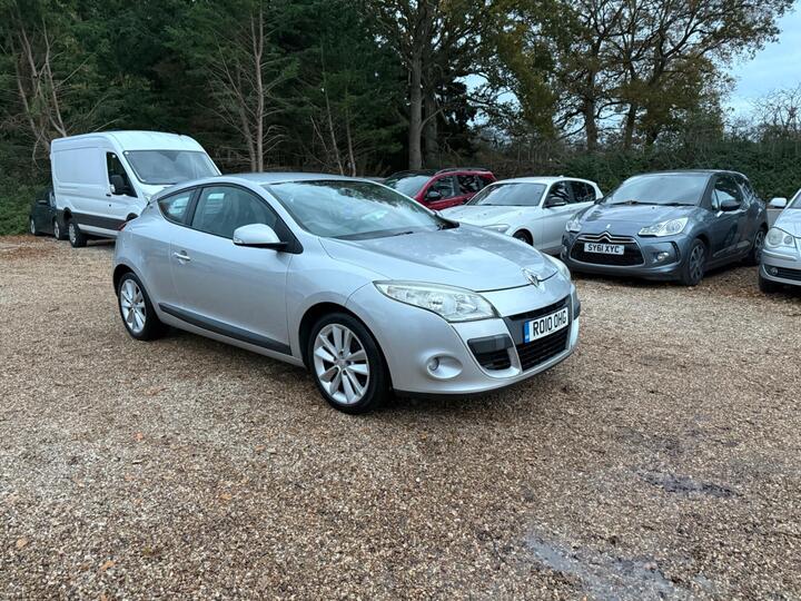 Renault Megane 1.6 16V I-Music Euro 5 3dr Renault Megane 1.6 16V I-Music Euro 5 3dr