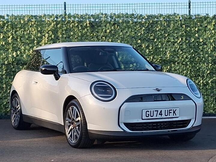 MINI Electric Cooper SE 54.2kWh Classic Auto 3dr MINI Electric Cooper SE 54.2kWh Classic Auto 3dr