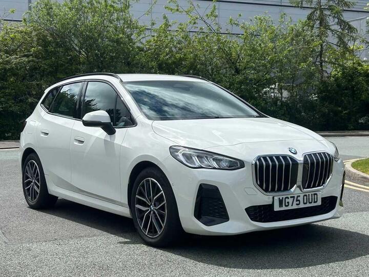 BMW 2 Series Active Tourer 1.5 220i MHT M Sport DCT Euro 6 (s/s) 5dr BMW 2 Series Active Tourer 1.5 220i MHT M Sport DCT Euro 6 (s/s) 5dr