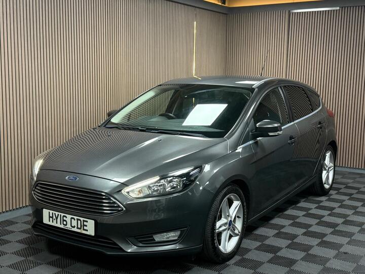 Ford Focus 1.0T EcoBoost Zetec Euro 6 (s/s) 5dr