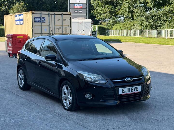 Ford Focus 1.6 TDCi Zetec Euro 5 (s/s) 5dr
