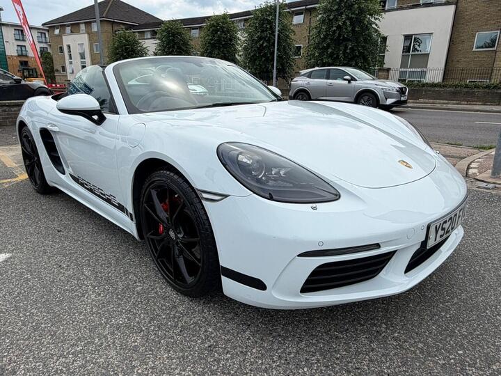 Porsche Boxster 2.0T PDK Euro 6 (s/s) 2dr Porsche Boxster 2.0T PDK Euro 6 (s/s) 2dr