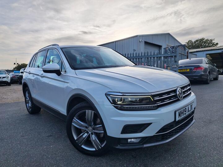 Volkswagen Tiguan 2.0 TSI SEL DSG 4Motion Euro 6 (s/s) 5dr