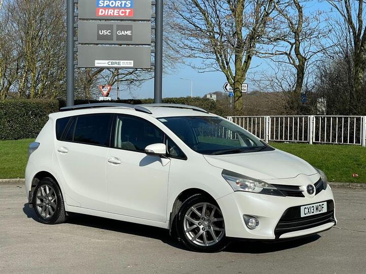 Toyota Verso 2.0 D-4D Excel Euro 5 5dr
