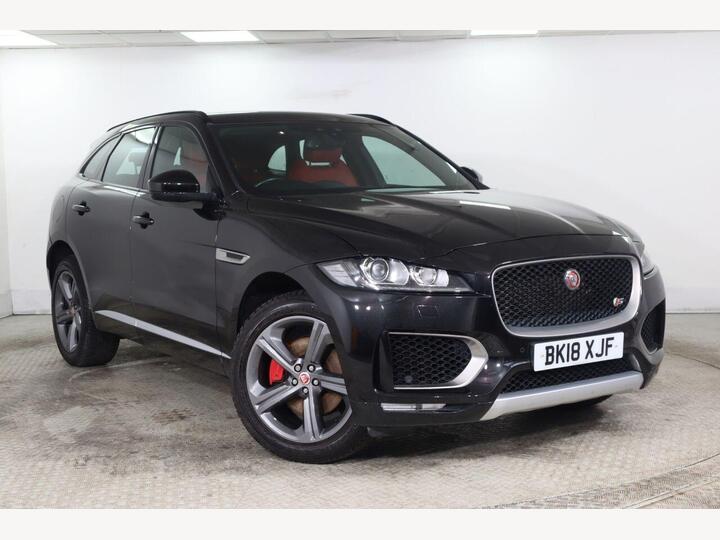 Jaguar F-PACE 3.0 D300 V6 S Auto AWD Euro 6 (s/s) 5dr Jaguar F-PACE 3.0 D300 V6 S Auto AWD Euro 6 (s/s) 5dr