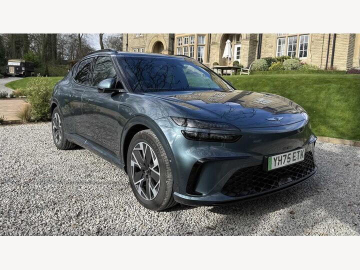 Genesis GV60 ESTATE 84kWh Pure Auto 5dr Genesis GV60 ESTATE 84kWh Pure Auto 5dr