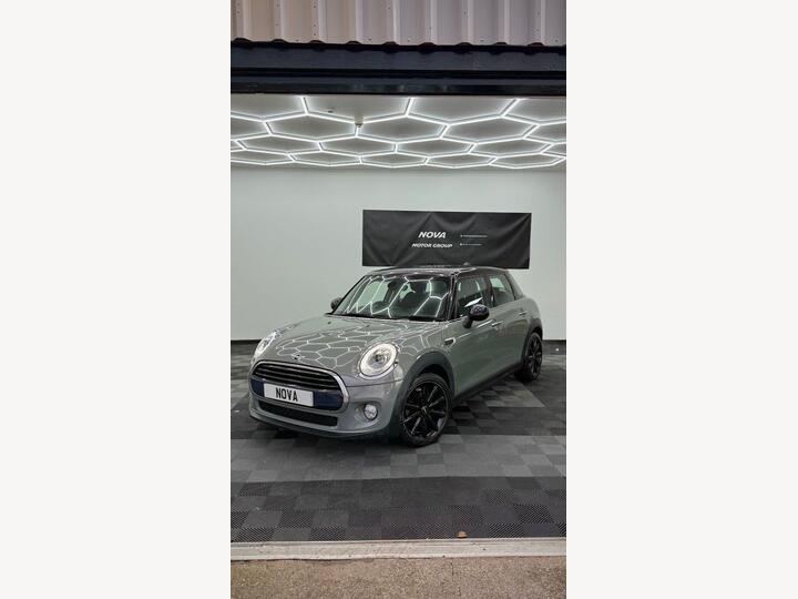 MINI HATCH 1.5 Cooper Auto Euro 6 (s/s) 5dr