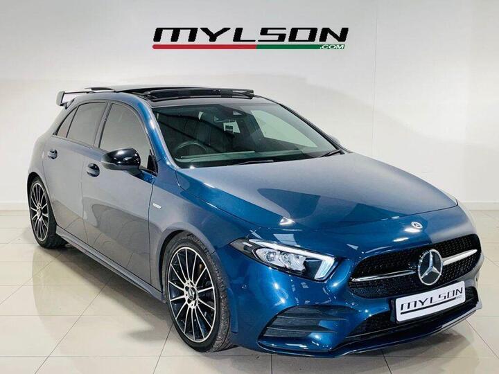 Mercedes-Benz A-CLASS 2.0 A200d Exclusive Edition 8G-DCT Euro 6 (s/s) 5dr