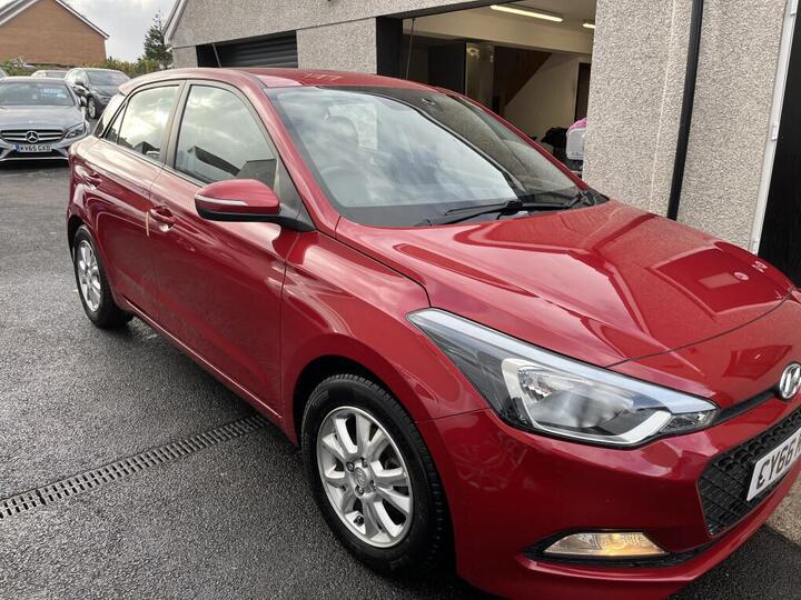 Hyundai I20 1.2 Blue Drive SE Euro 6 (s/s) 5dr Hyundai I20 1.2 Blue Drive SE Euro 6 (s/s) 5dr