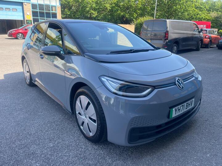 Volkswagen ID.3 Pro 58kWh Family Auto 5dr
