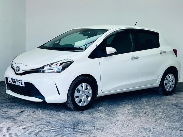 Toyota Yaris 1.33 Dual VVT-i Icon Plus Multidrive S Euro 5 5dr