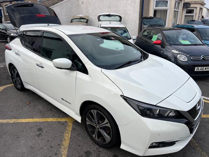 Nissan Leaf 40kWh N-Connecta Auto 5dr