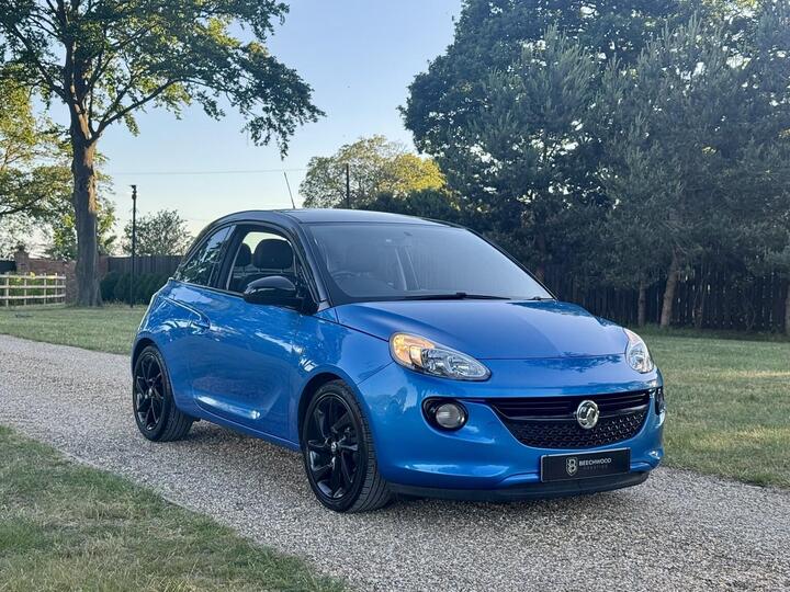 Vauxhall ADAM 1.2i Griffin Euro 6 3dr Vauxhall ADAM 1.2i Griffin Euro 6 3dr