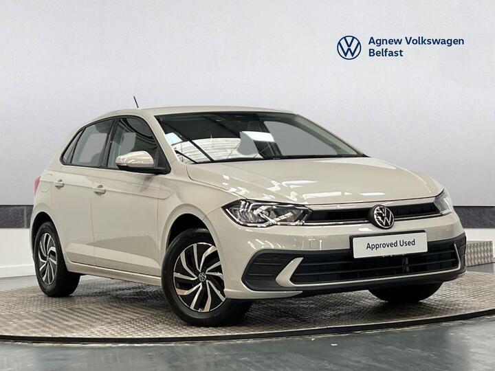 Volkswagen Polo 1.0 EVO Life Euro 6 (s/s) 5dr Volkswagen Polo 1.0 EVO Life Euro 6 (s/s) 5dr