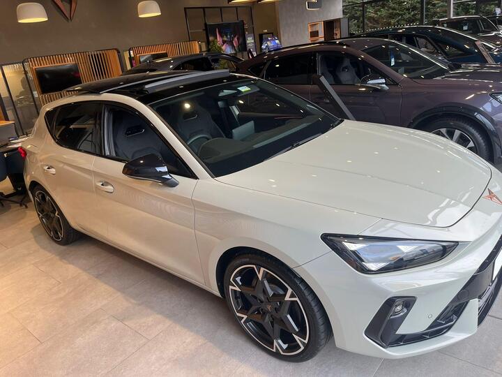 CUPRA Leon 1.5 EHybrid 25.8kWh VZ1 DSG Euro 6 (s/s) 5dr