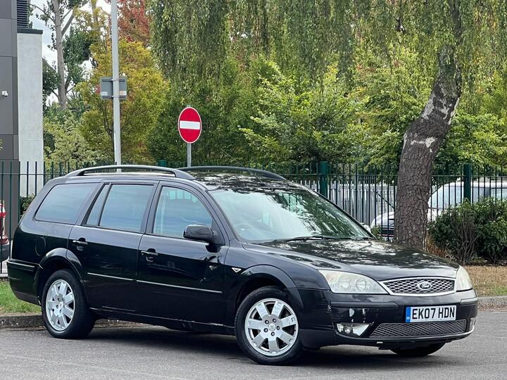 Ford Mondeo 2.0 Zetec 5dr